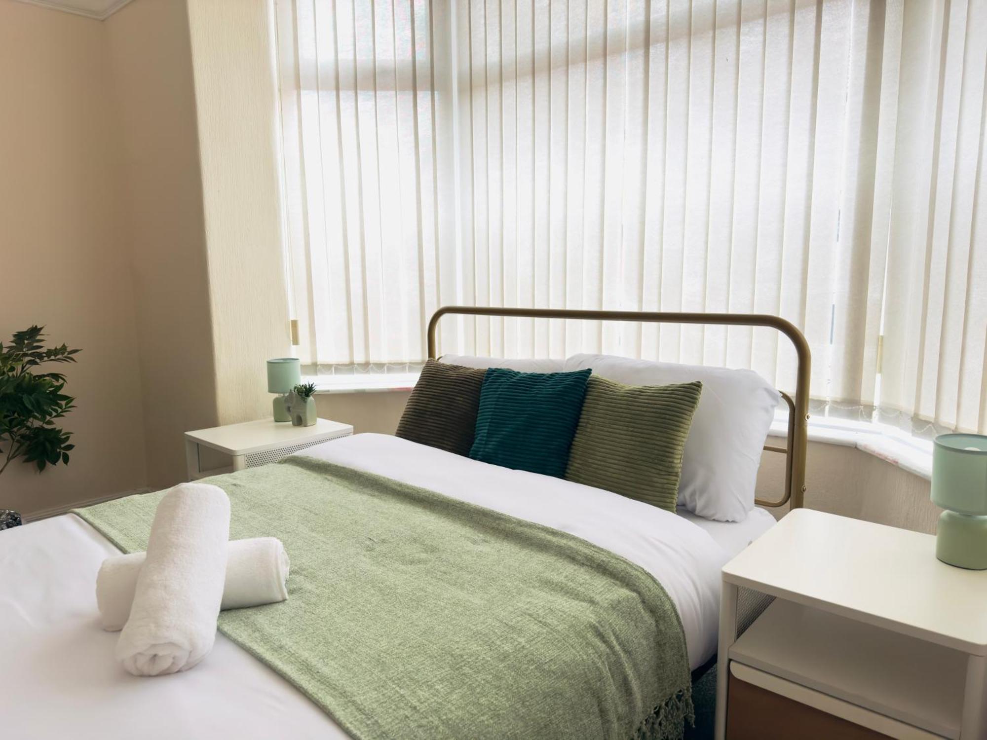Double Bedroom Near City Center Manchester Esterno foto